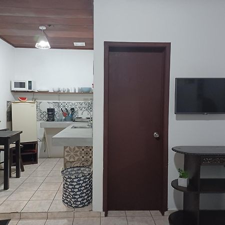Charlys Place San Salvador Buitenkant foto